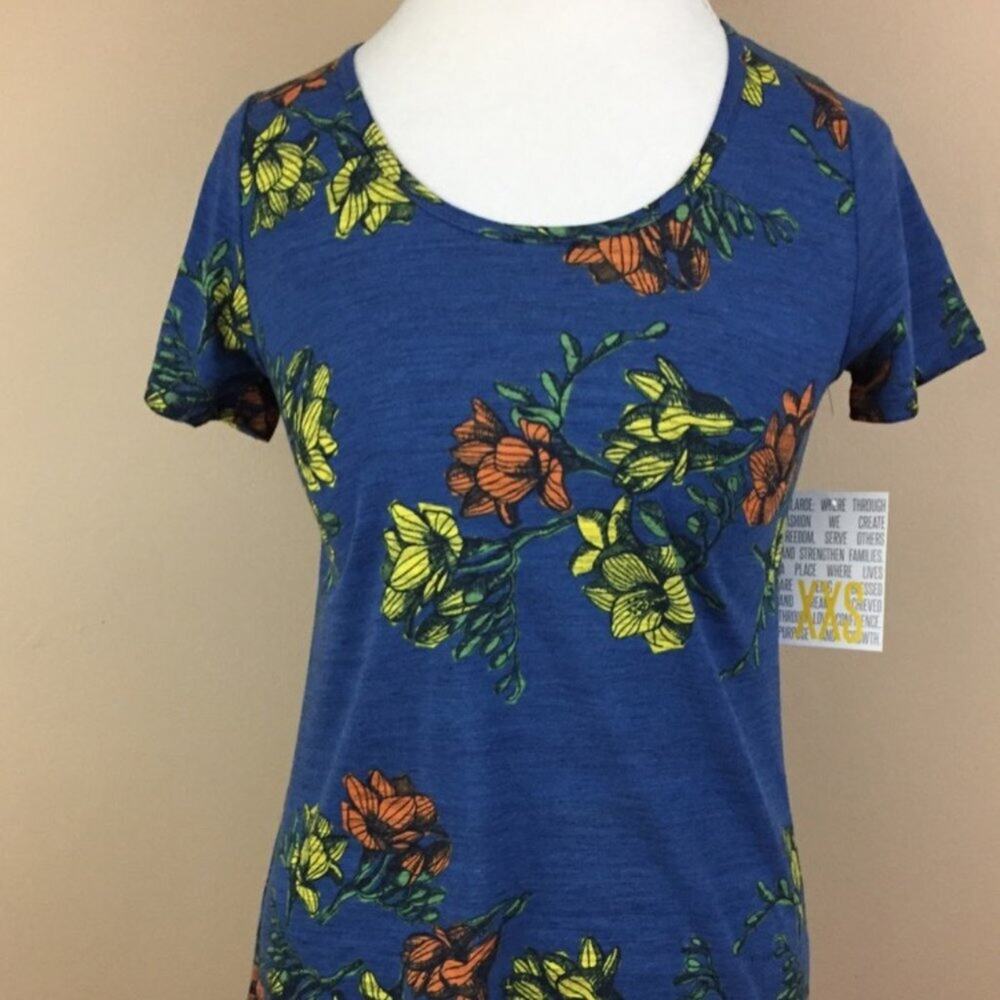 LuLaRoe Classic T NWT